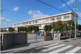 【小学校】広畑第二小学校まで527ｍ