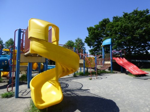 【公園】稲田公園まで1585ｍ