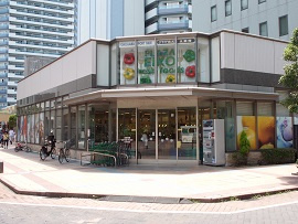 【スーパー】プラザ栄光　生鮮館　ポートサイド店まで15ｍ