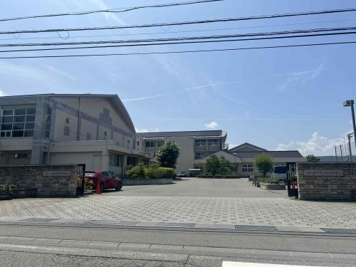 【中学校】佐久市立野沢中学校まで1886ｍ