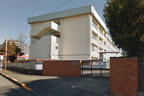 【中学校】日野市立大坂上中学校まで733ｍ