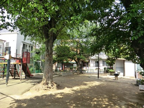 【公園】本村公園まで217ｍ