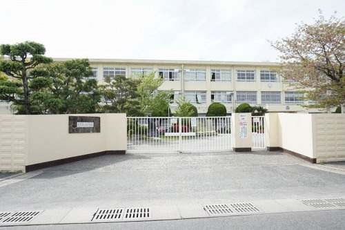 【中学校】多々良中学校まで1678ｍ