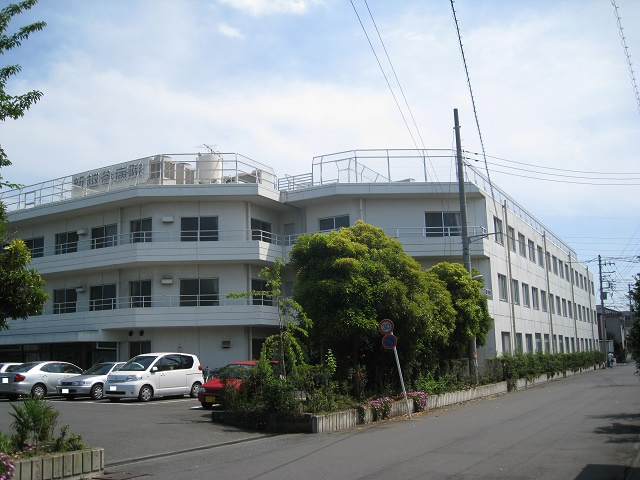【総合病院】新越谷病院まで235ｍ