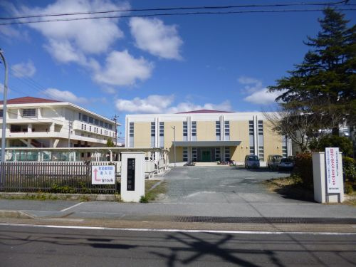 【中学校】安曇川中学校まで2351ｍ