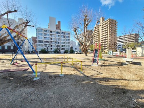【公園】中央公園まで249ｍ
