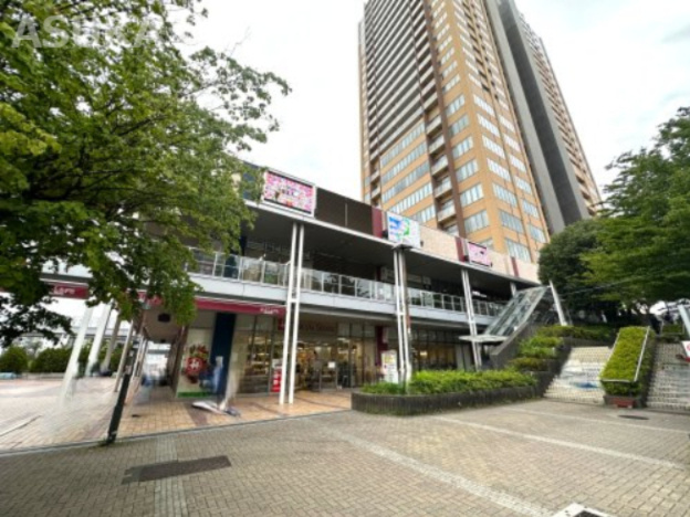【ショッピングセンター】モレラ東戸塚まで866ｍ