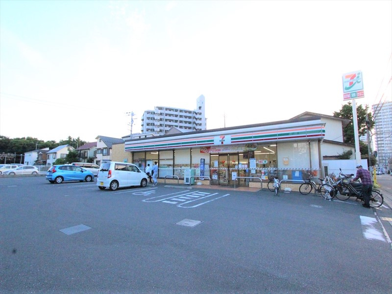 【コンビニエンスストア】セブンイレブン朝霞朝志ヶ丘1丁目店まで720ｍ