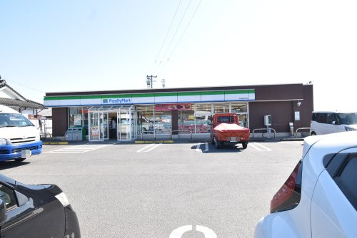 【コンビニエンスストア】ファミリーマート串良細山田店まで1385ｍ