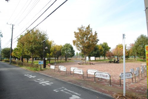 【公園】六仙公園まで1463ｍ