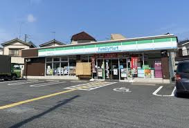 【コンビニエンスストア】ファミリーマート羽沢三丁目店まで1055ｍ