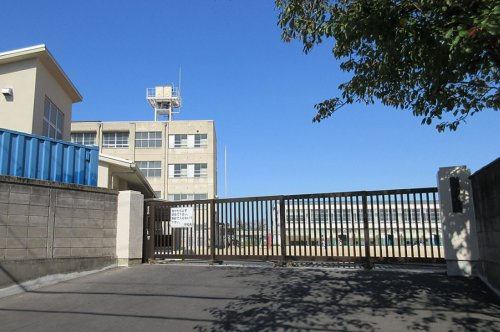 【小学校】堺市立西陶器小学校まで980ｍ