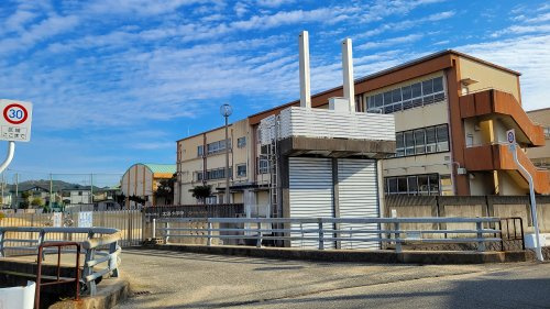 【小学校】太田小学校まで707ｍ