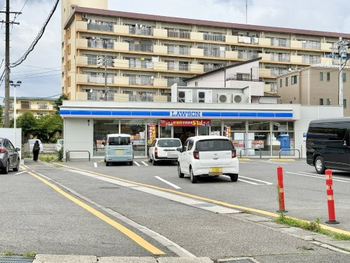 【コンビニエンスストア】ローソン　名東区引山店まで516ｍ