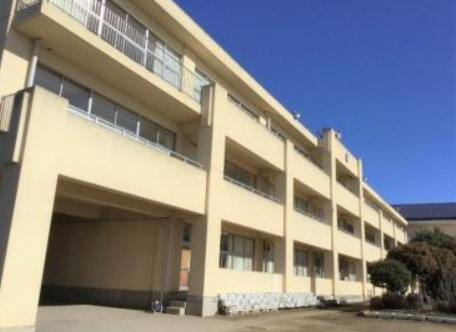 【小学校】牛久市立岡田小学校まで2000ｍ