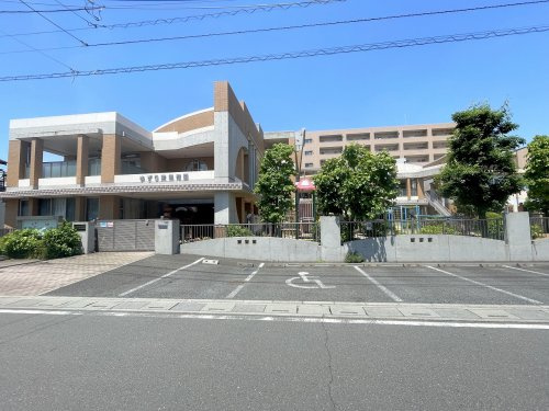 【保育園】ゆずり葉保育園まで710ｍ