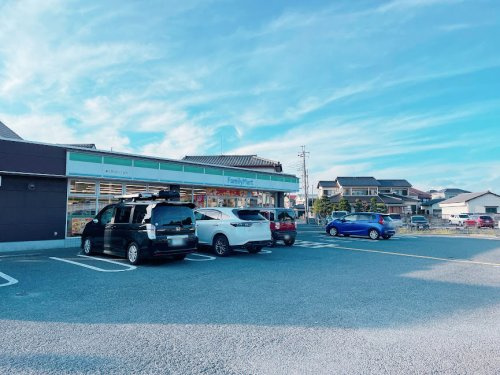 【コンビニエンスストア】ファミリーマート　富士見羽沢三丁目店まで600ｍ