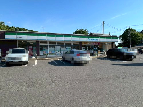 【コンビニエンスストア】ファミリーマート　阿見実穀店まで1300ｍ