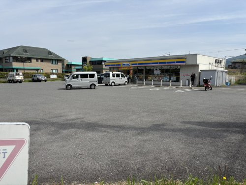 【コンビニエンスストア】ミニストップ　四條畷田原台店まで357ｍ