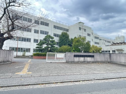 【小学校】深谷市立上柴西小学校まで1048ｍ