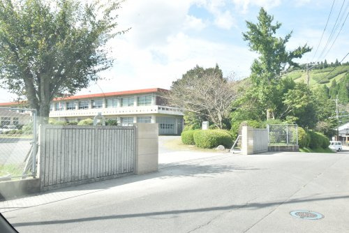 【中学校】霧島市立牧之原中学校まで2426ｍ