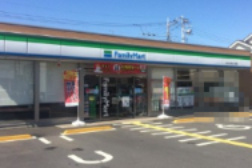 【コンビニエンスストア】ファミリーマート　所沢けやき台一丁目店まで555ｍ