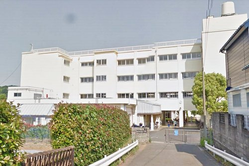 【小学校】横浜市立荏田小学校まで422ｍ