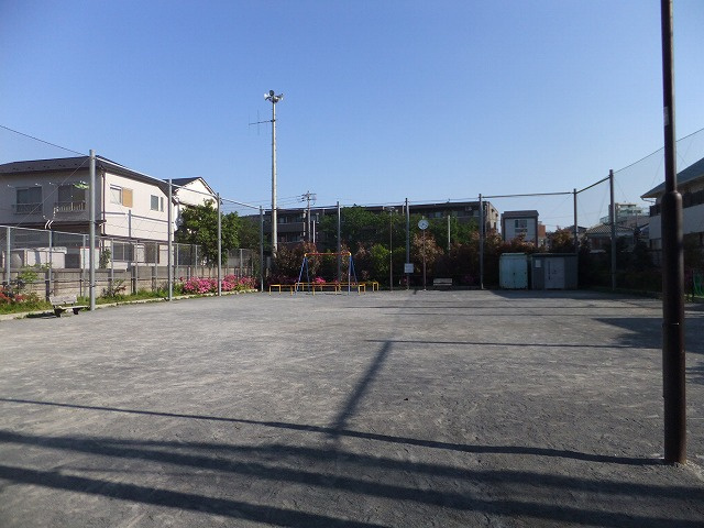 【公園】中野区立高根公園まで96ｍ