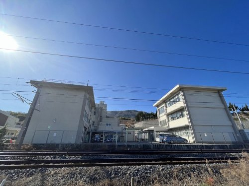 【小学校】中洋小学校まで515ｍ