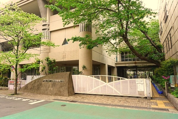 【小学校】文京区立昭和小学校まで350ｍ