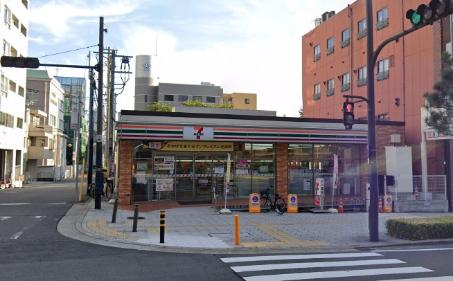 【コンビニエンスストア】セブンイレブン大阪小橋町店まで110ｍ
