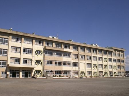 【小学校】藤沢市立　大鋸小学校まで92ｍ
