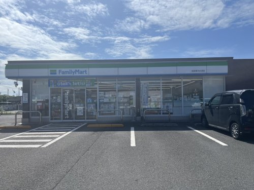 【コンビニエンスストア】ファミリーマート　姶良青木水流店まで485ｍ