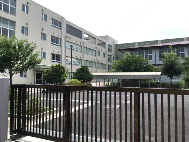 【小学校】川崎市立東高津小学校まで404ｍ