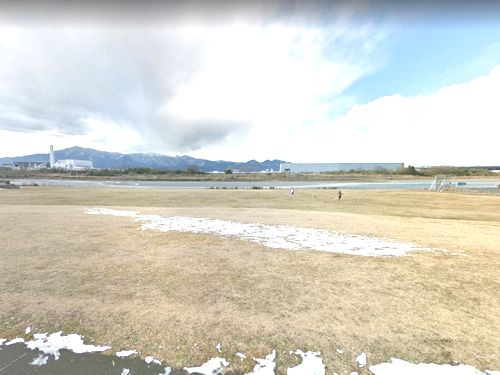 【公園】県立相模三川公園まで555ｍ