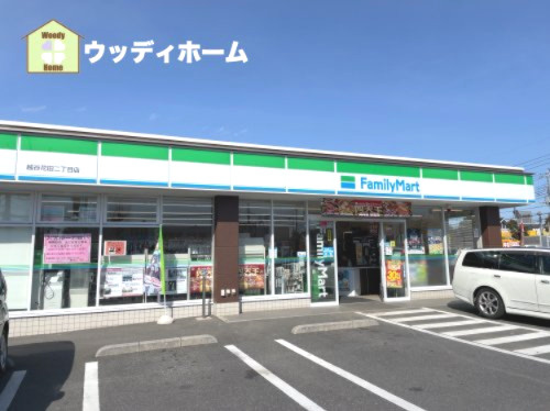 【コンビニエンスストア】ファミリーマート　越谷花田二丁目店まで715ｍ