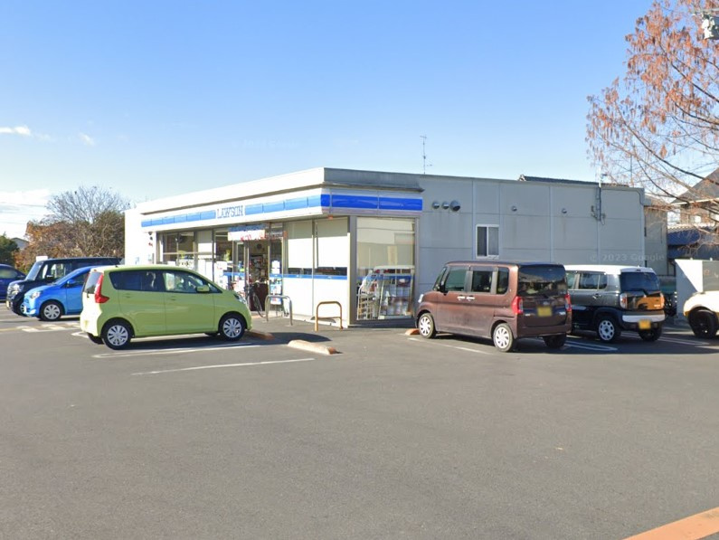 【コンビニエンスストア】ローソン　熊谷運動公園前店まで527ｍ