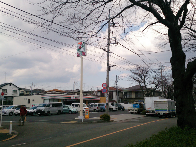 【コンビニエンスストア】セブンイレブン　町田南成瀬さくら通り店まで402ｍ