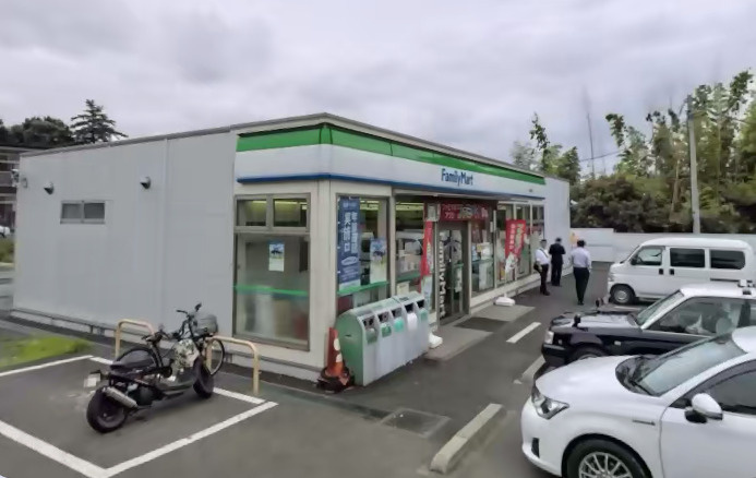 【コンビニエンスストア】ファミリーマート　柏高田店まで150ｍ