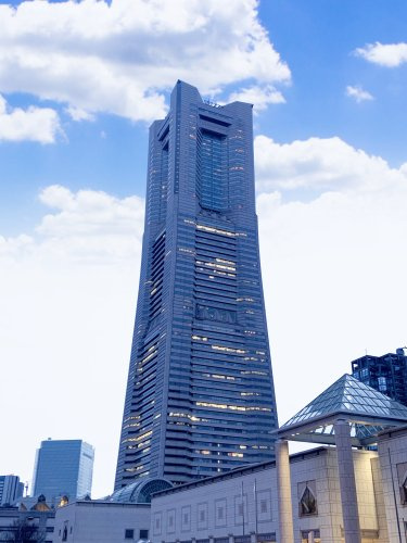 【その他】横浜ランドマークタワーまで2389ｍ
