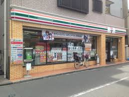 【コンビニエンスストア】セブンイレブン　横浜白幡南店まで130ｍ