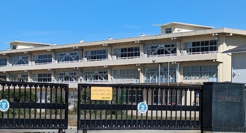 【小学校】いわき市立四倉小学校まで886ｍ