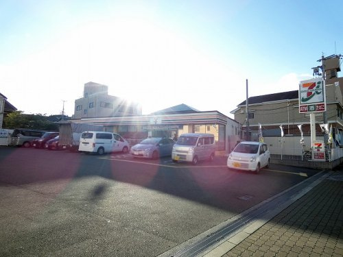 【コンビニエンスストア】セブンイレブン　大阪桑津5丁目店まで508ｍ