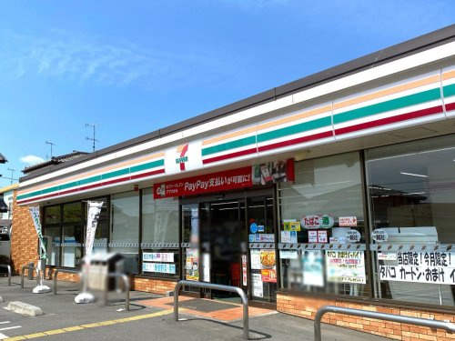 【コンビニエンスストア】セブン-イレブン　久喜鷲宮東大輪店　まで545ｍ