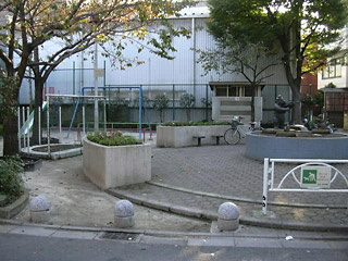 【公園】すずかけ児童遊園まで477ｍ