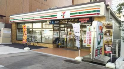 【コンビニエンスストア】セブン-イレブン　名古屋金山駅西店まで145ｍ