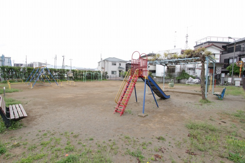 【公園】下の原児童遊園地まで570ｍ