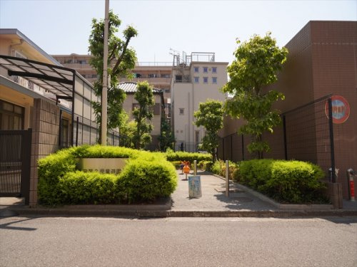 【公園】愛宕第2児童遊園地まで720ｍ