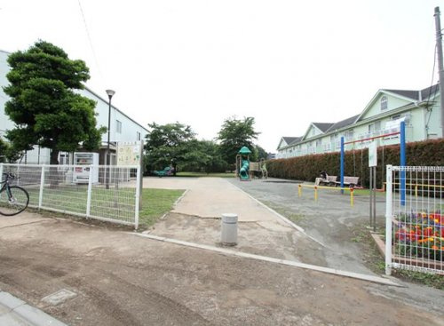 【公園】いずみ公園まで770ｍ