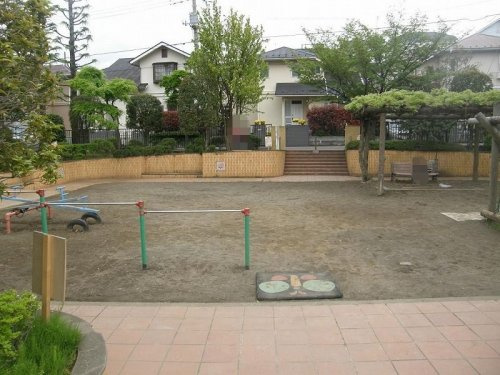 【公園】富士前東児童公園まで670ｍ